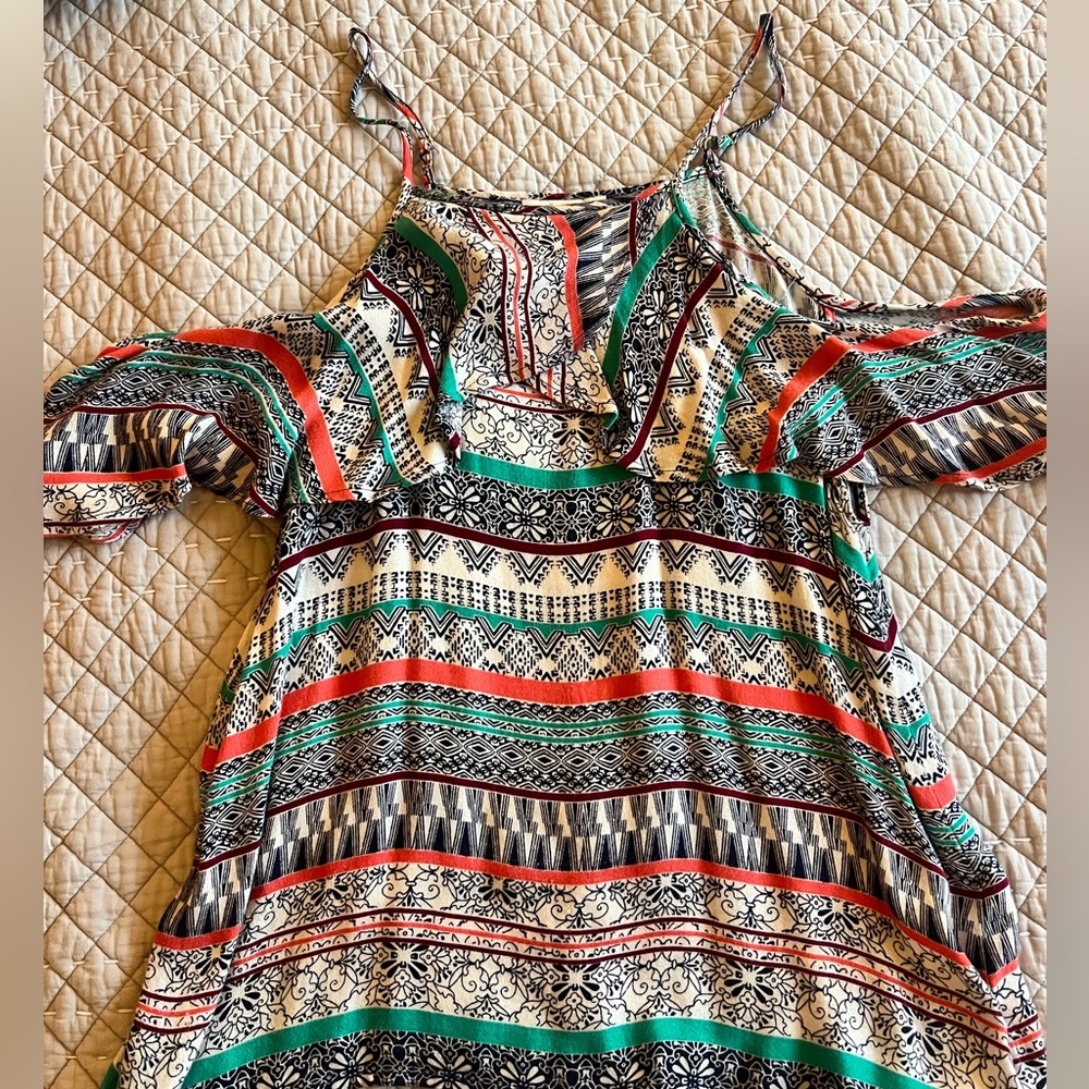 Ella Moss Cold shoulder top